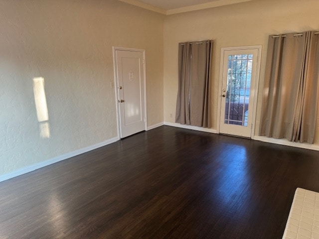 Salón BAL - 2203 S Harcourt Ave Unidad 2205