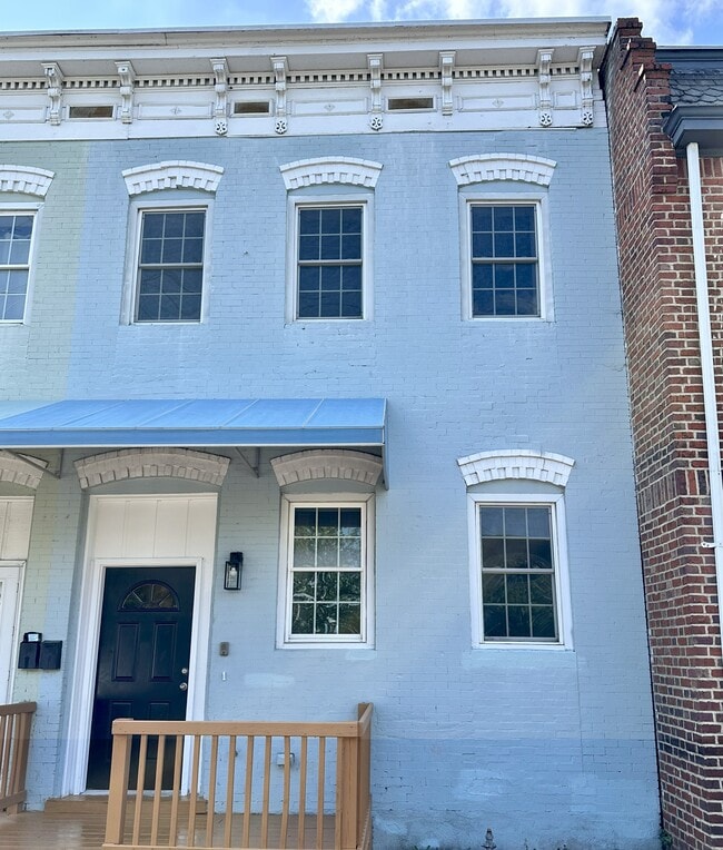 Building Photo - 2317 Venable St Rental