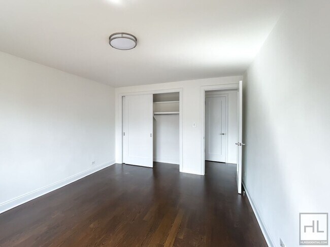 Photo - E 16 ST Unidad 6P