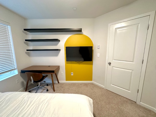 Photo - 8230 S 132nd St