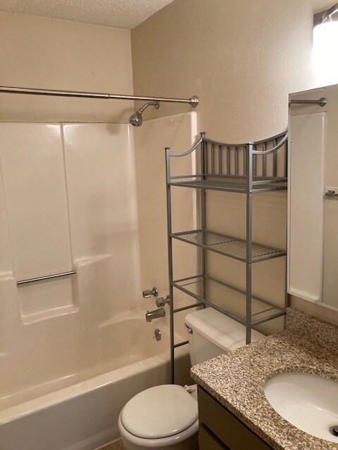 Photo - 213 W Norway Ave