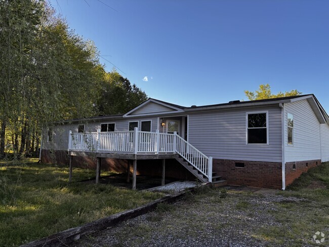 Building Photo - 136 Brown Farms Dr Rental