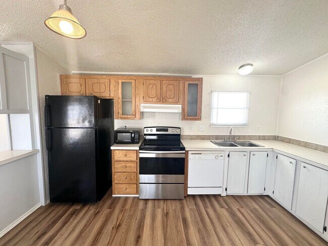 Photo - 3 Bed 2 Bath Sitting on 2 Acres