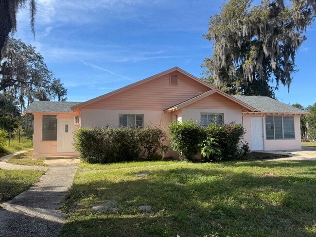 Building Photo - 710 N Grove St Unit 710 N Grove  A