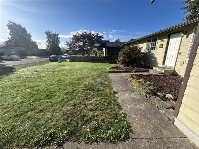 Photo - Three Bedroom House for Rent in Everson wi...