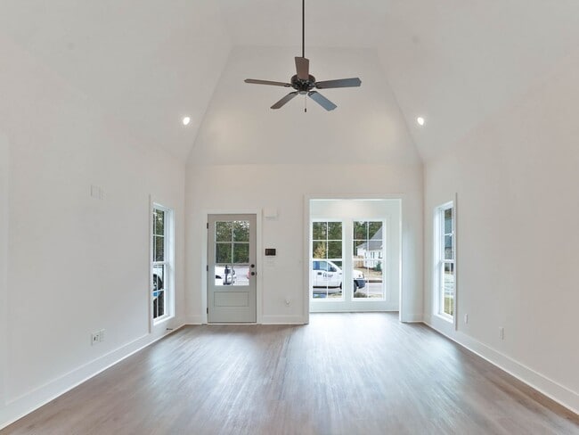 Photo - Fox Run Village Duette with Amenities