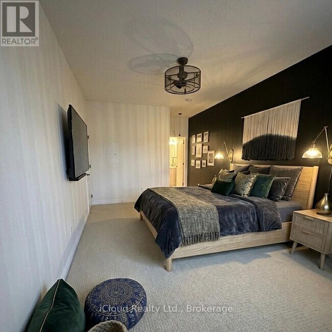 Photo - 1360 Costigan Rd Unité 304