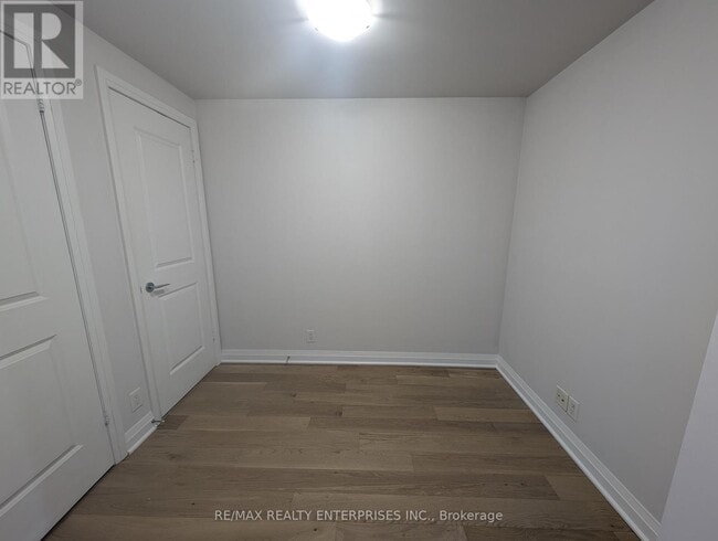 Photo - 1055 Southdown Rd Unit 802