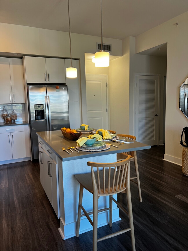 Photo - 337 NE 26th Ter Unit S2