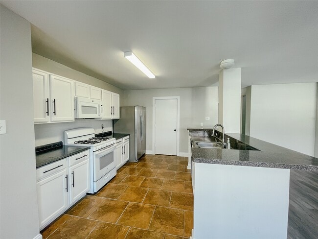 Photo - 11913 Longwood Garden Way