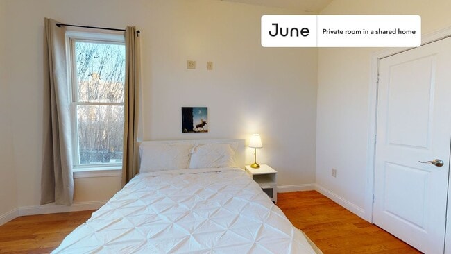 Photo - Room in Shared 4 bed/2 bath home Unit B