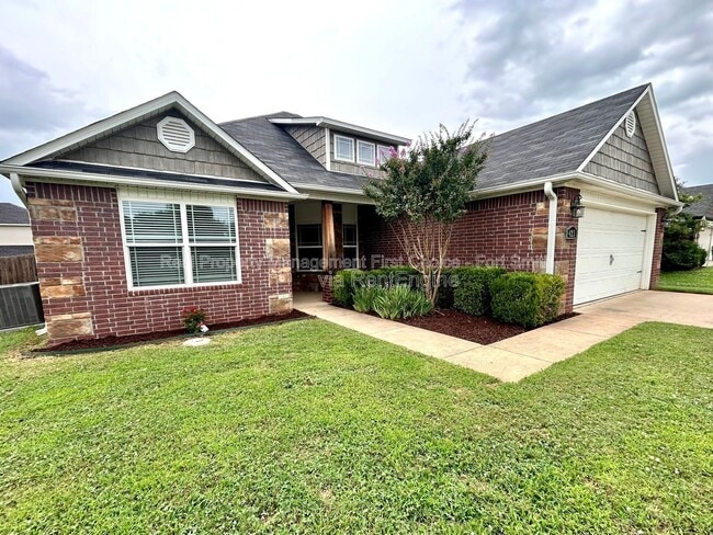 Photo - 423 Ridge Point Dr