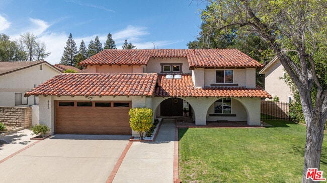 Building Photo - 683 Triunfo Canyon Rd Rental