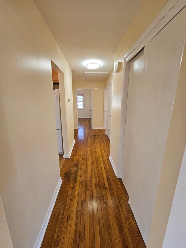 Photo - 122 Eckel Rd