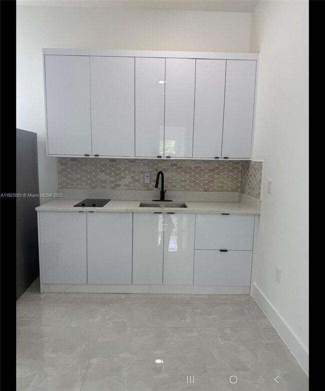 Building Photo - 2807 Leeland Heights Blvd Unit B Rental