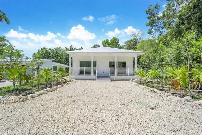 Photo - 5 Bowen Dr