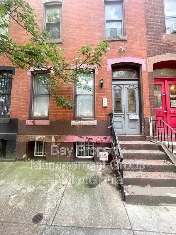 Photo - 1708 W Diamond St Unidad L Rental