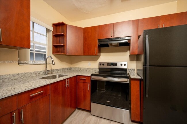 Photo - 340 NE 82nd St Apartments Unit 1