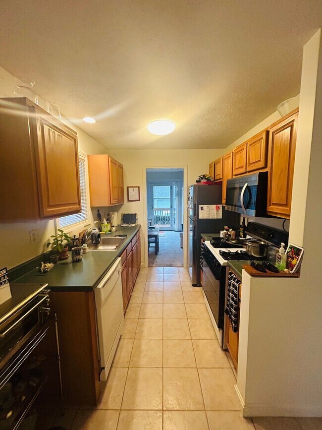 One Bedroom Condo COMING SOON in scenic Po... Condo for Rent in