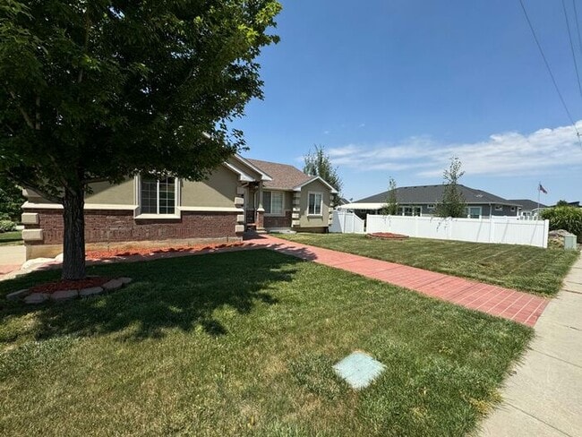 Photo - 5 bdrm 3 bth Home 2 Car Garage- Solar Panels! Coming Soon!