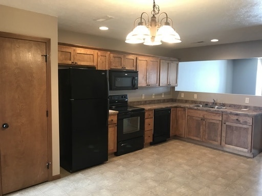 Photo - Coming Soon - 2 Bed/1.5 Bath Townhome For Rent!!