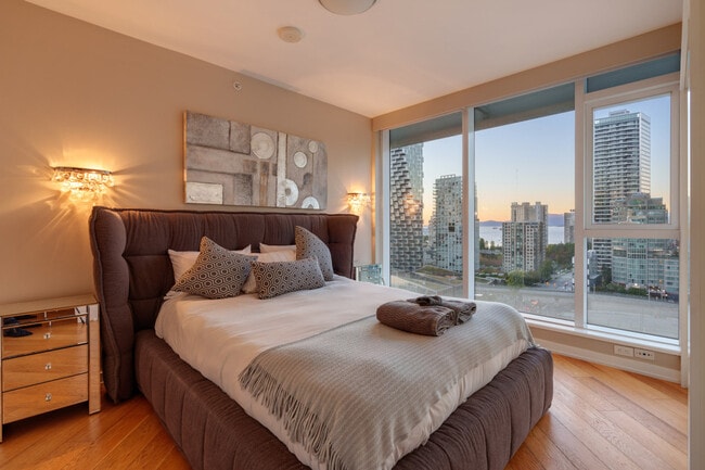 Photo - 1372 Seymour St Unit ID1332047P