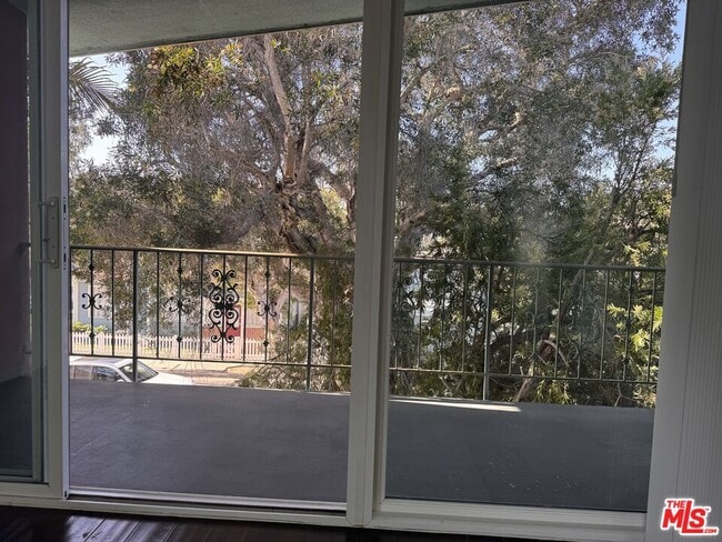 Photo - 2639 6th St Unidad 3