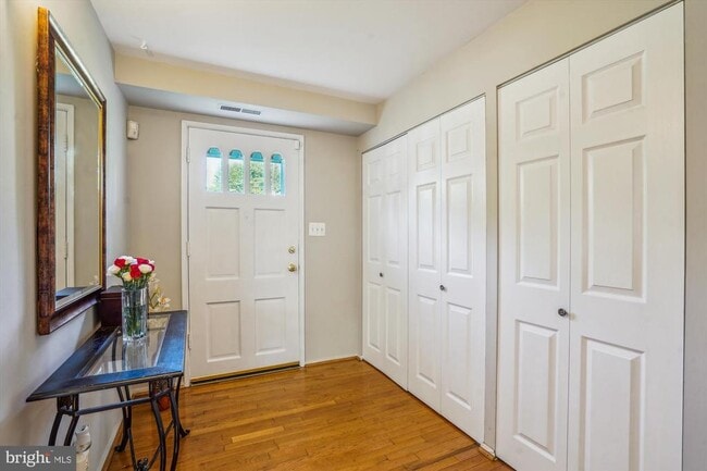 Building Photo - 1803 Rupert St Rental
