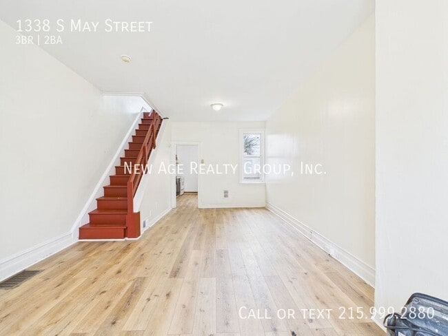 Photo - 1338 S May St