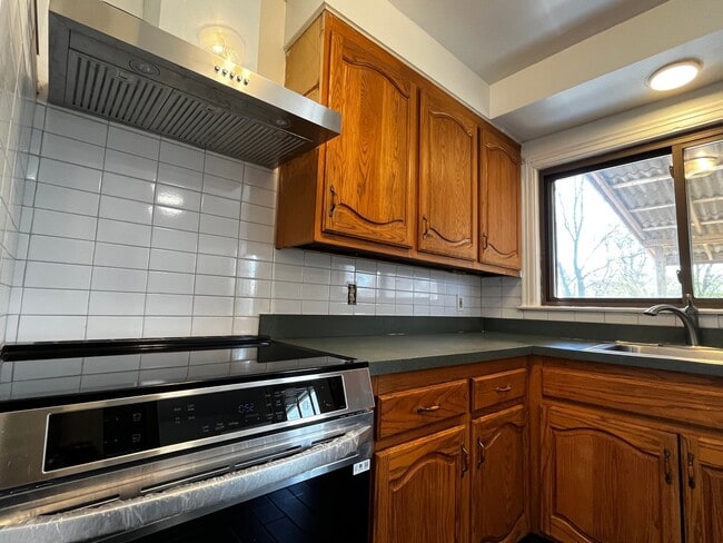 Photo - 108 Ruden St