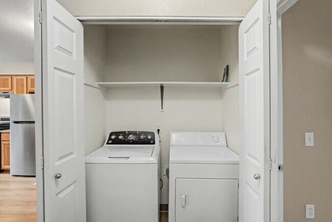 The Apartments at Cinnamon Lakes