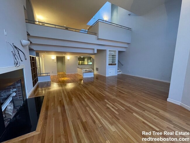 Photo - 27 Bay State Rd Unidad 6