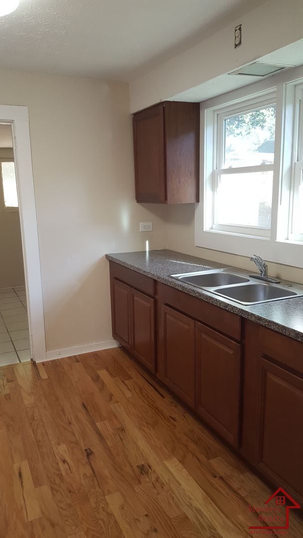 Photo - 1123 Massachusetts Ave
