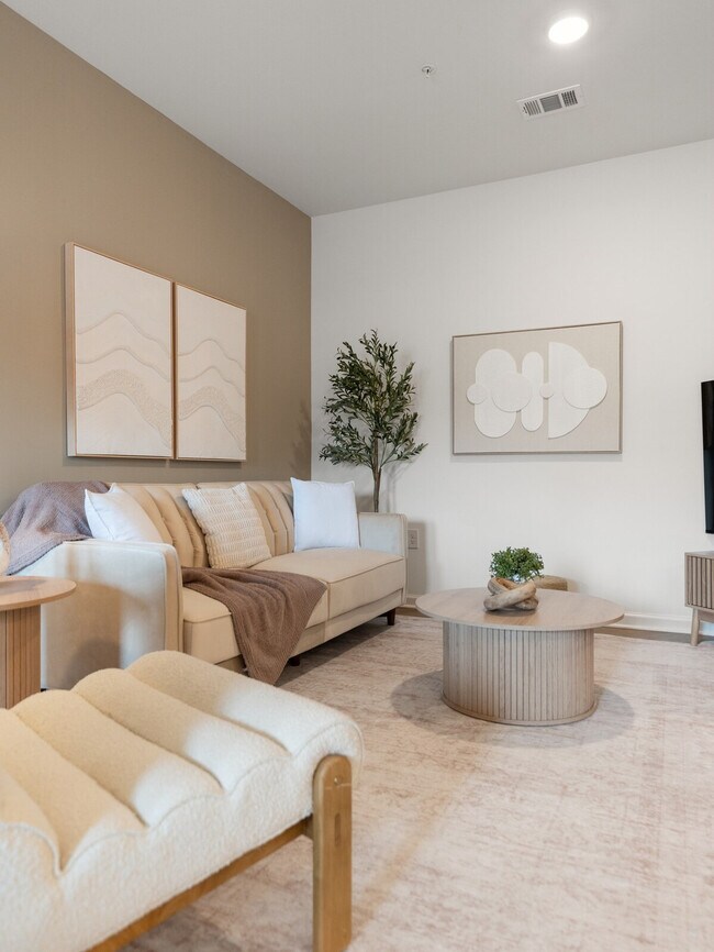 Photo - 637 Wildlight Ave Unidad SI ID1564040P