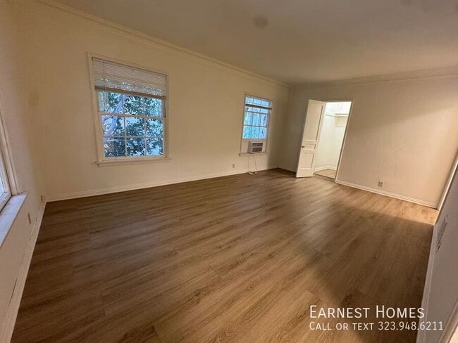 Photo - 127 N Doheny Dr Unit 127.5