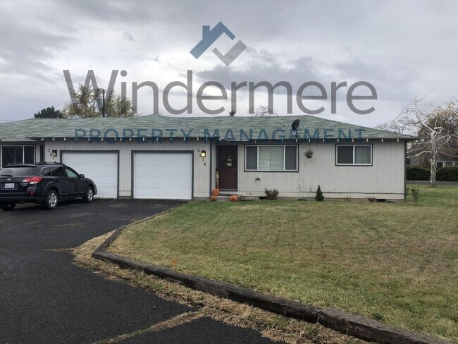 Photo - garrison2018 Unit 2016