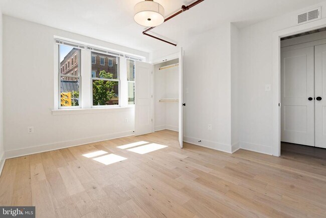 Photo - 901 King St Unidad 203