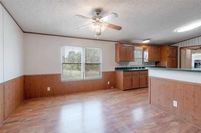 Photo - 37 Riverside Ln