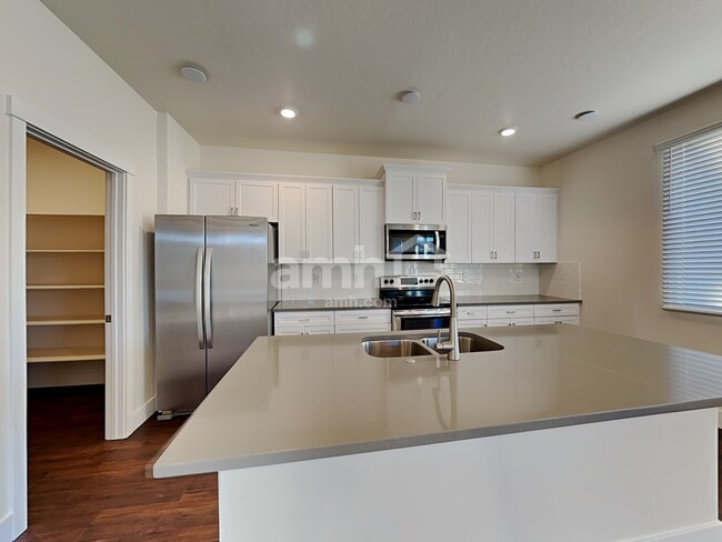 Photo - 1003 Jillian Ave