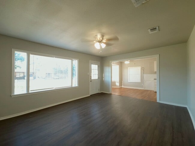 Photo - Charming 3 Bedroom Home Near TTU