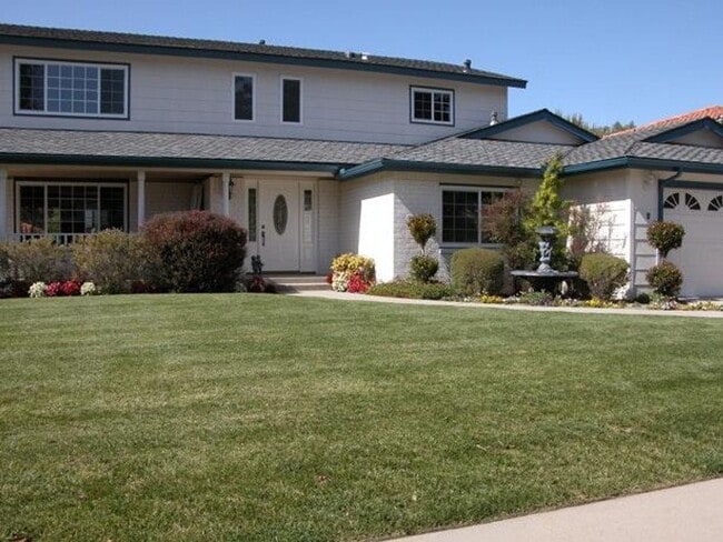 Photo - 485 Meadowbrook Dr