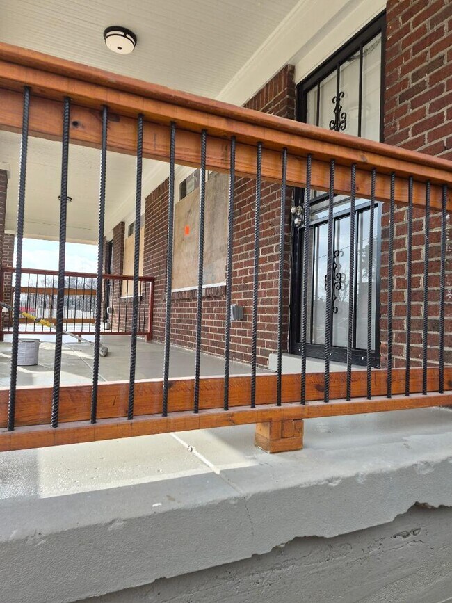 Photo - 1471 Genesis Cir