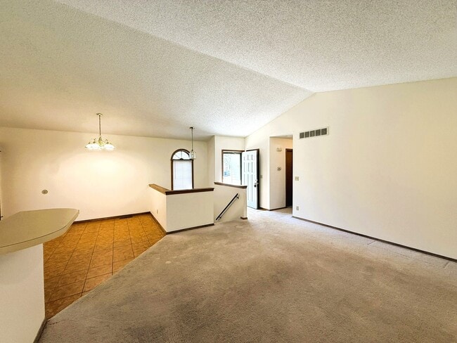 Photo - 13932 Lockmoor Cir