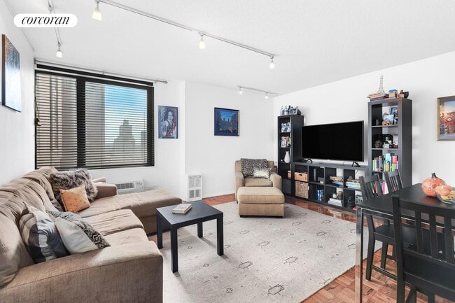 Photo - 1641 3rd Ave Condo