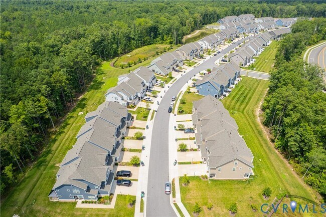 Photo - 18401 Palisades Ct