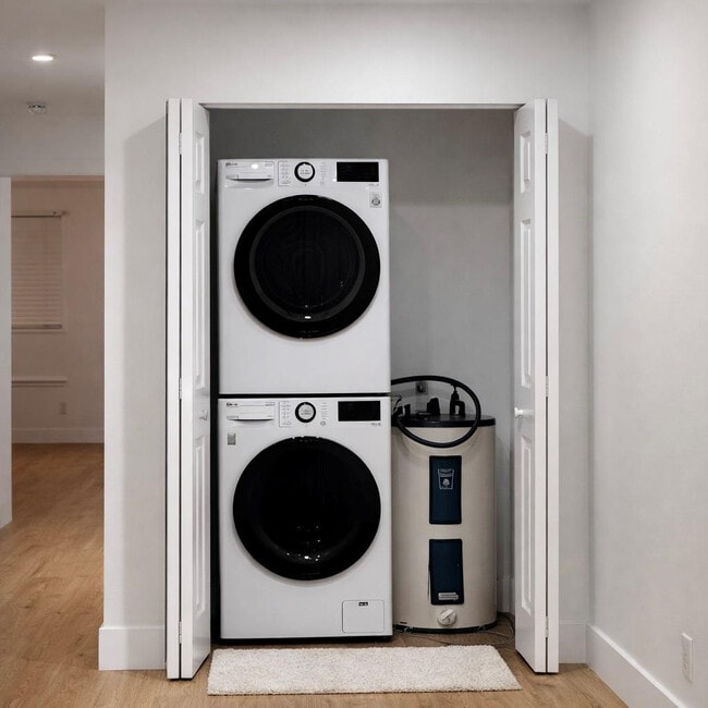 Photo - 1142 NE 4th Ave Unit 3