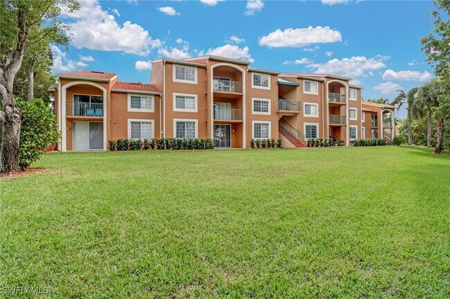 Photo - 1190 Wildwood Lakes Blvd Unidad 306