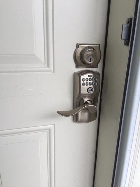 Photo - 721 Waterglen Dr