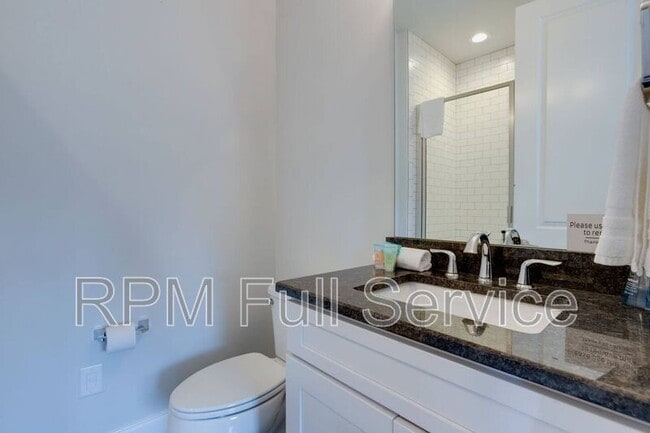 Photo - 505B Wedgewood Ave