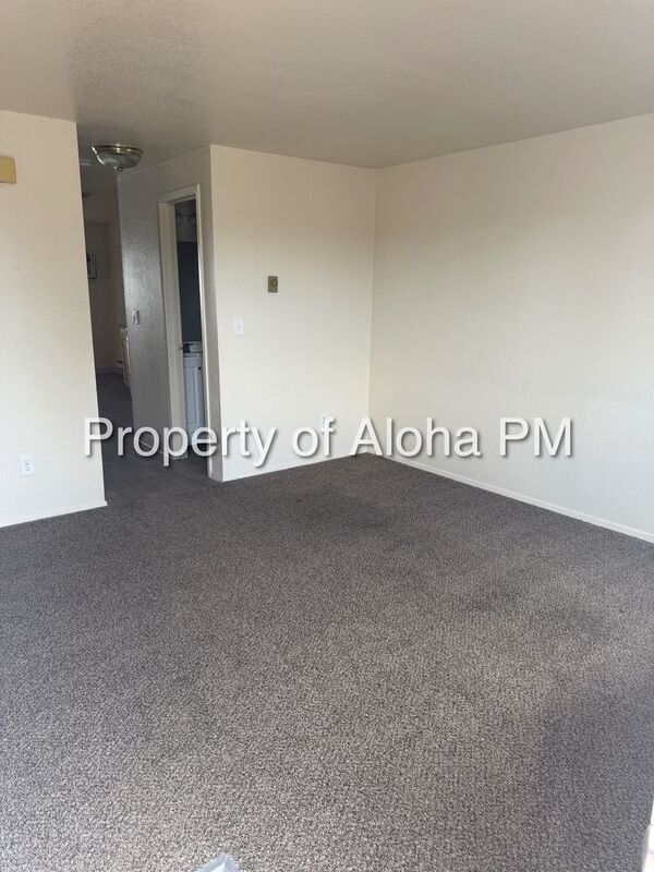 Photo - 1606 5th St N